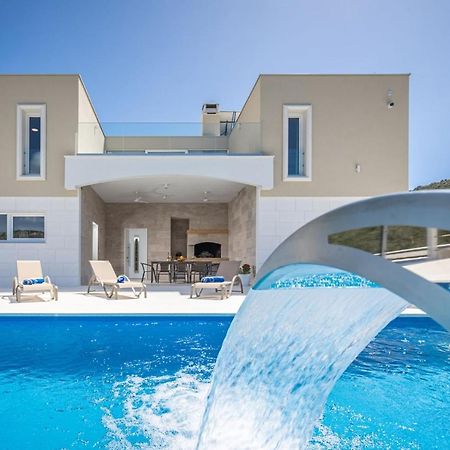 Villa Hileja Marina Luaran gambar