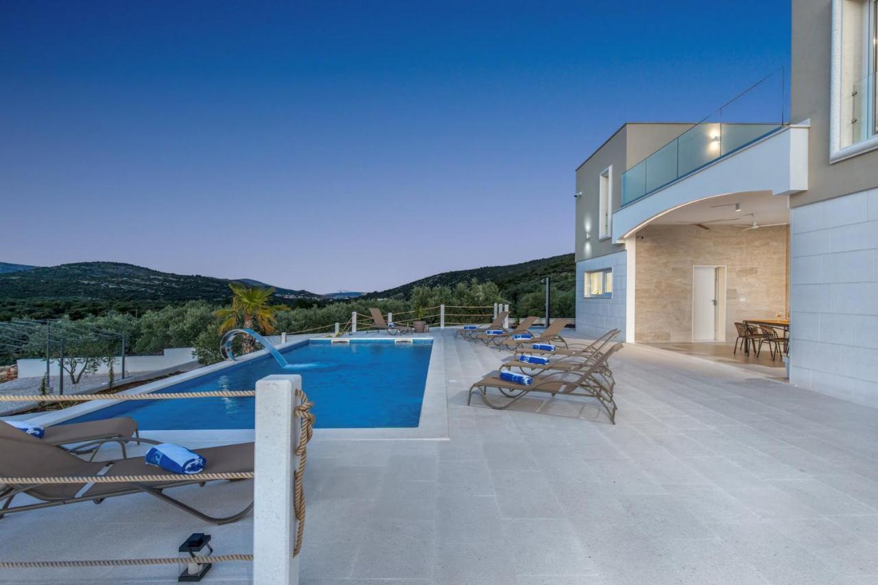 Villa Hileja Marina Luaran gambar