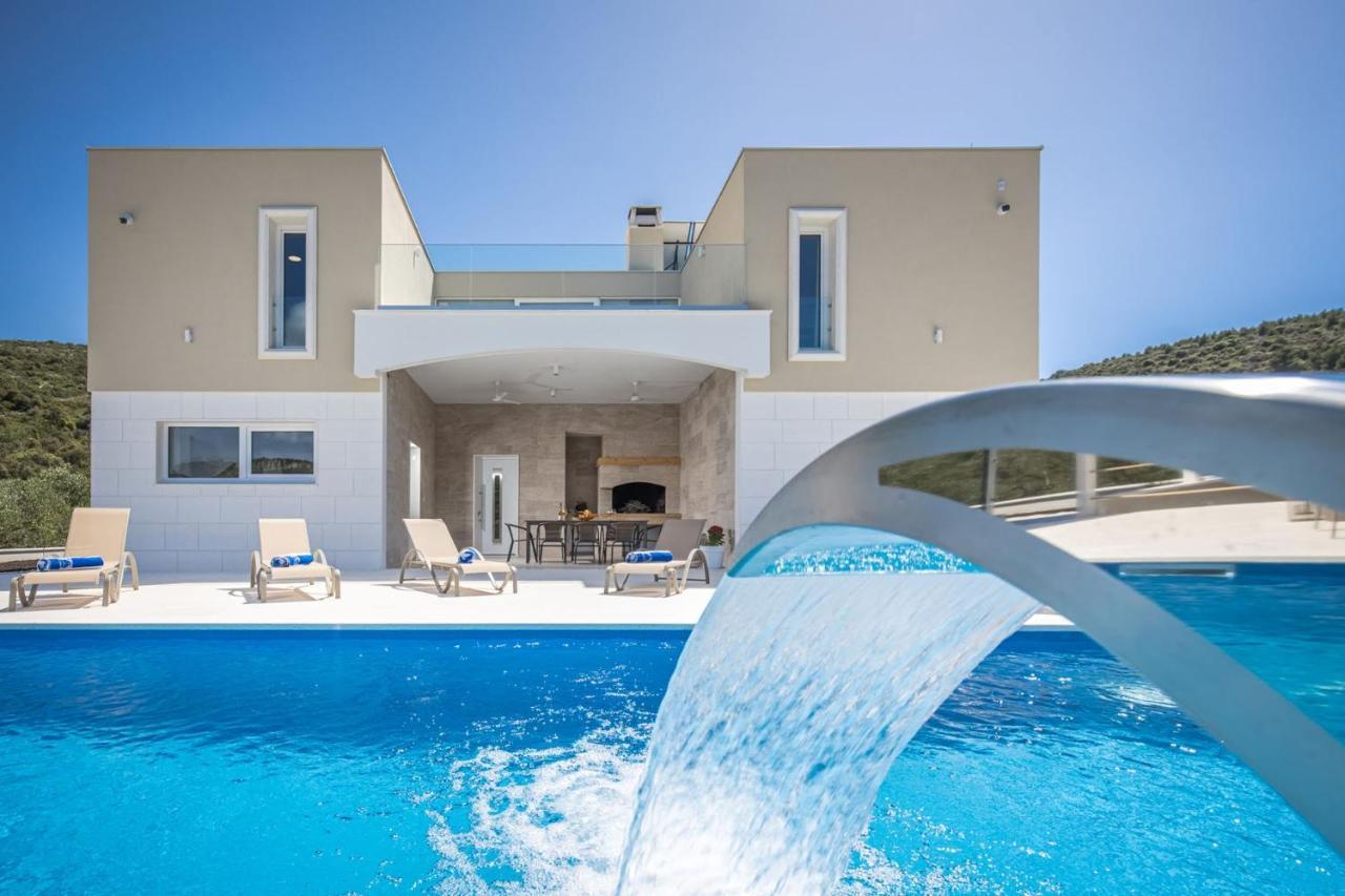 Villa Hileja Marina Luaran gambar
