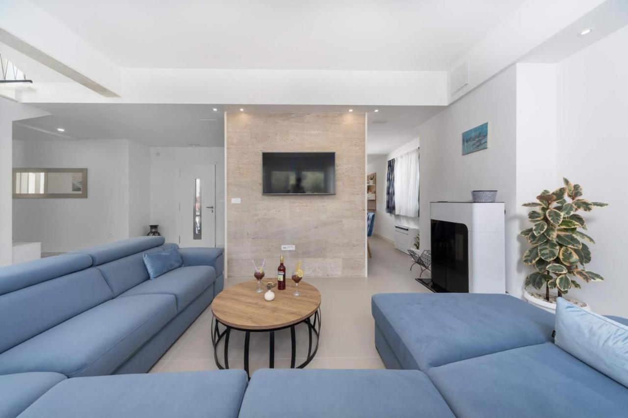 Villa Hileja Marina Luaran gambar